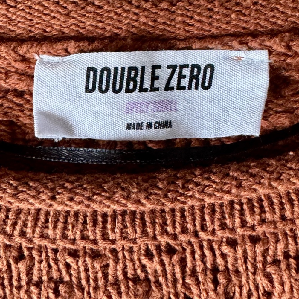 Double Zero Rust Textured Cropped Sweater - Picture 4 of 5